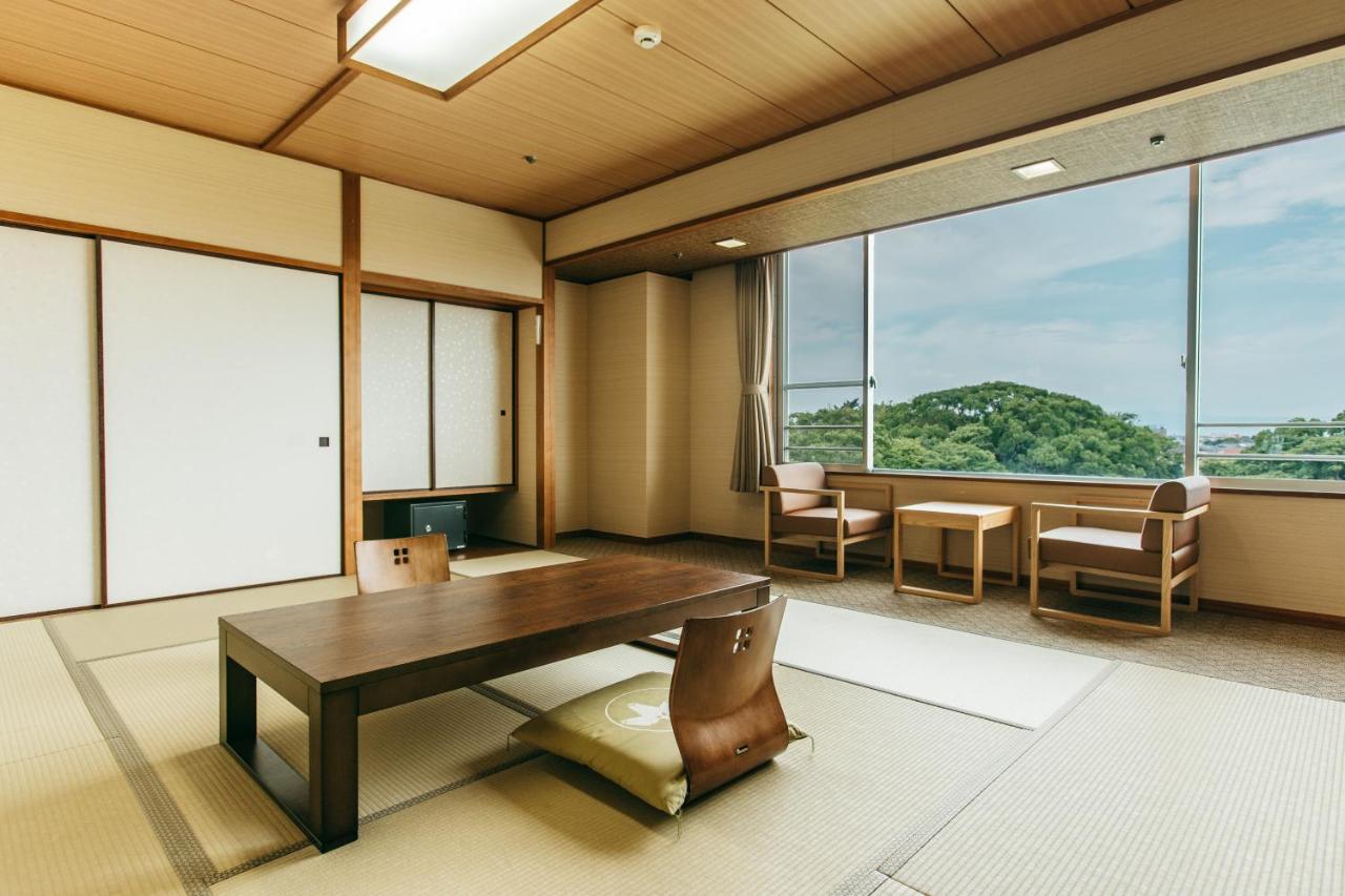 旅館 亀の井ホテル